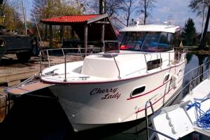 Czarter jachtów Sasanka 660 SN, Maxus 24, Nautika 830